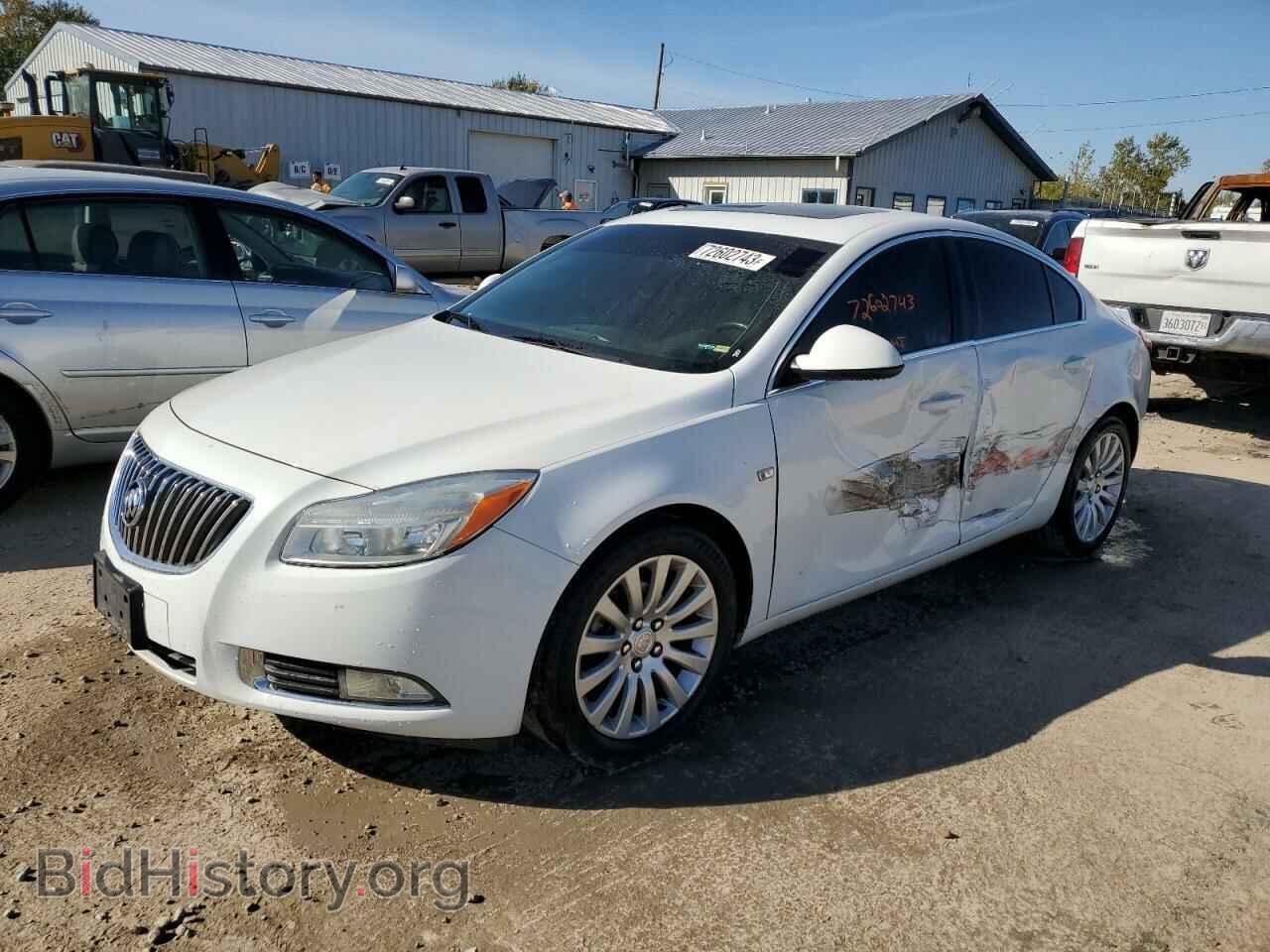 Photo W04GS5EC2B1002431 - BUICK REGAL 2011