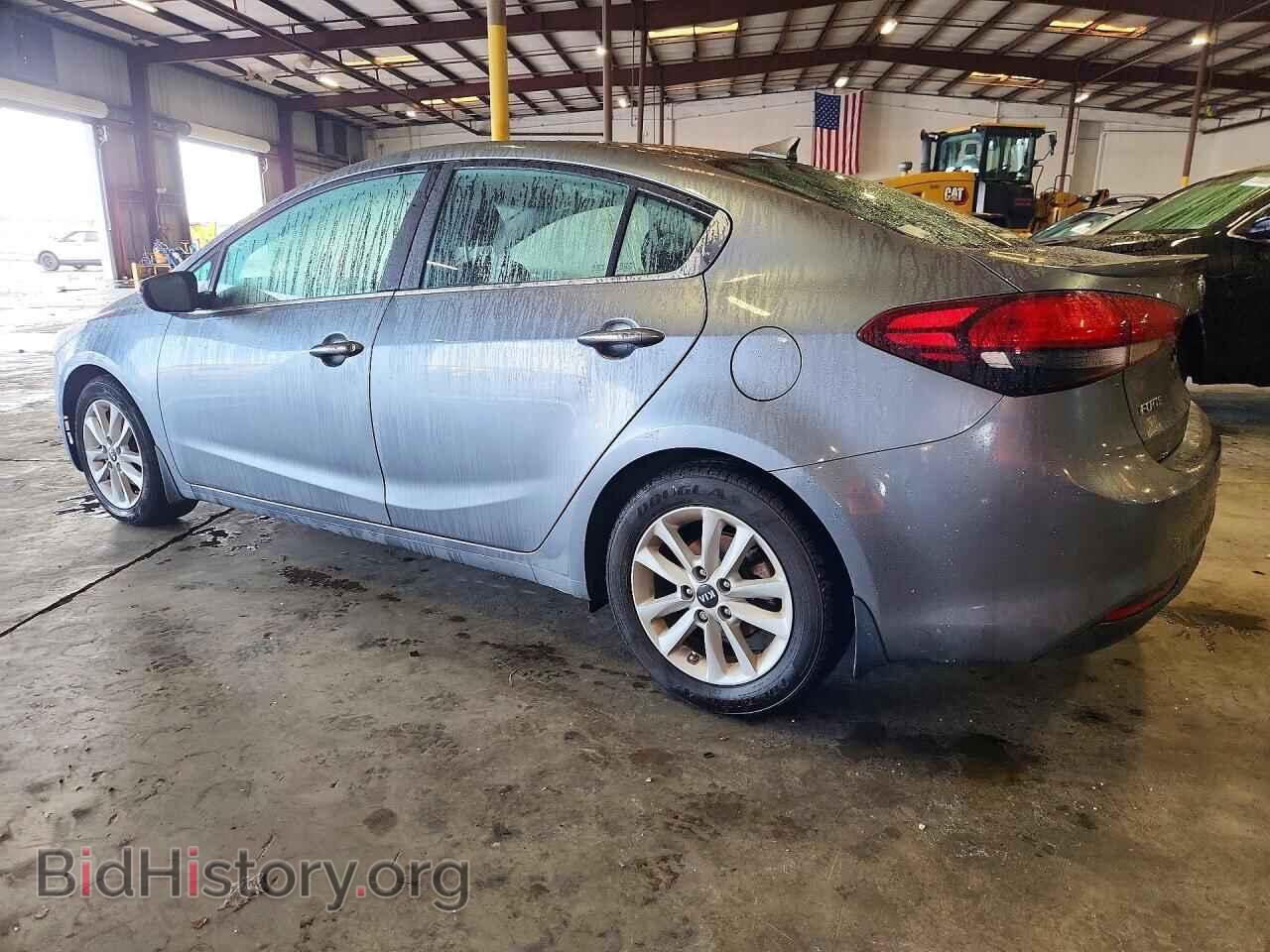 2017 KIA FORTE - VIN: 3KPFL4A78HE100869 - Photo 2
