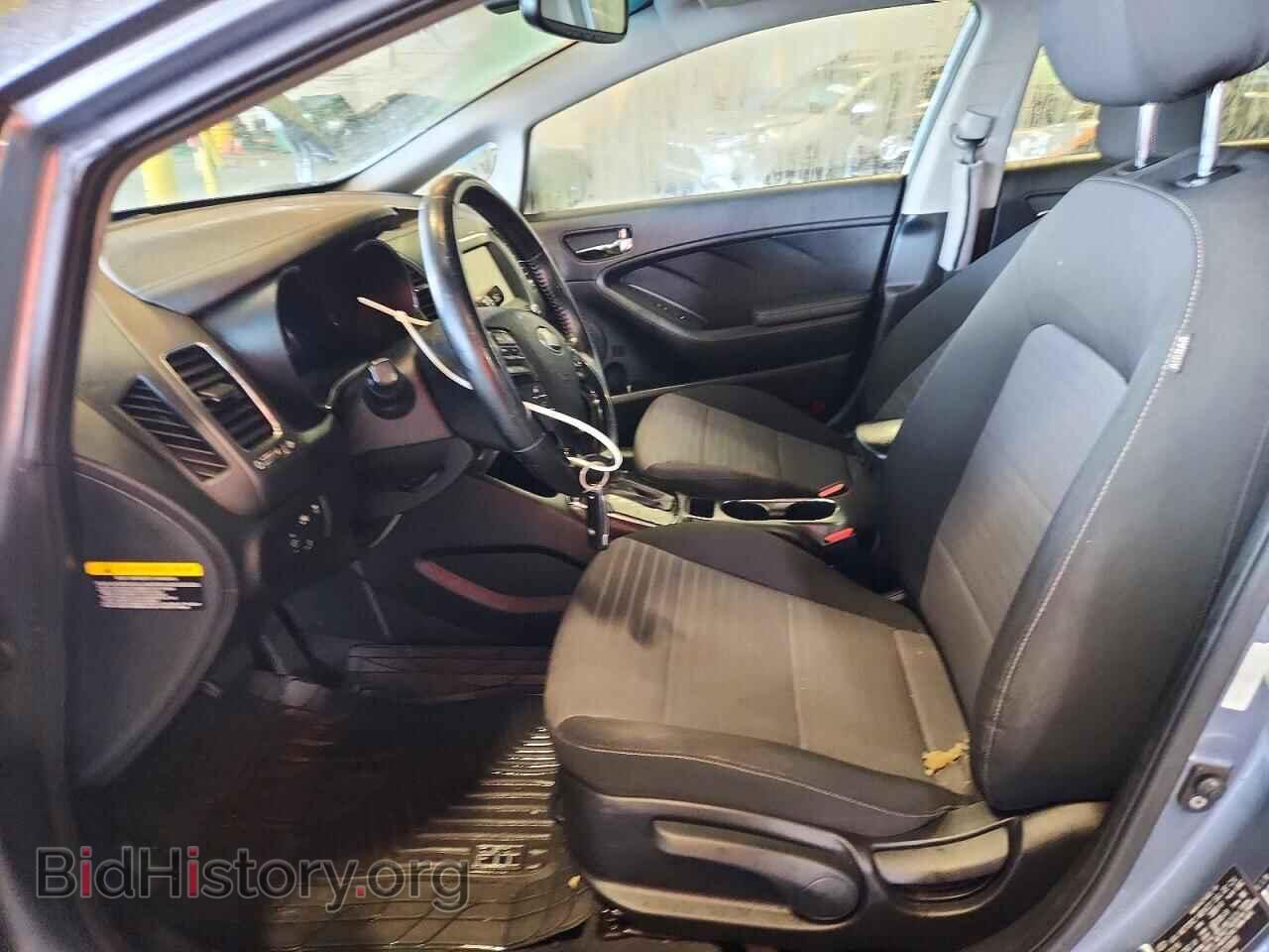 2017 KIA FORTE - VIN: 3KPFL4A78HE100869 - Photo 7