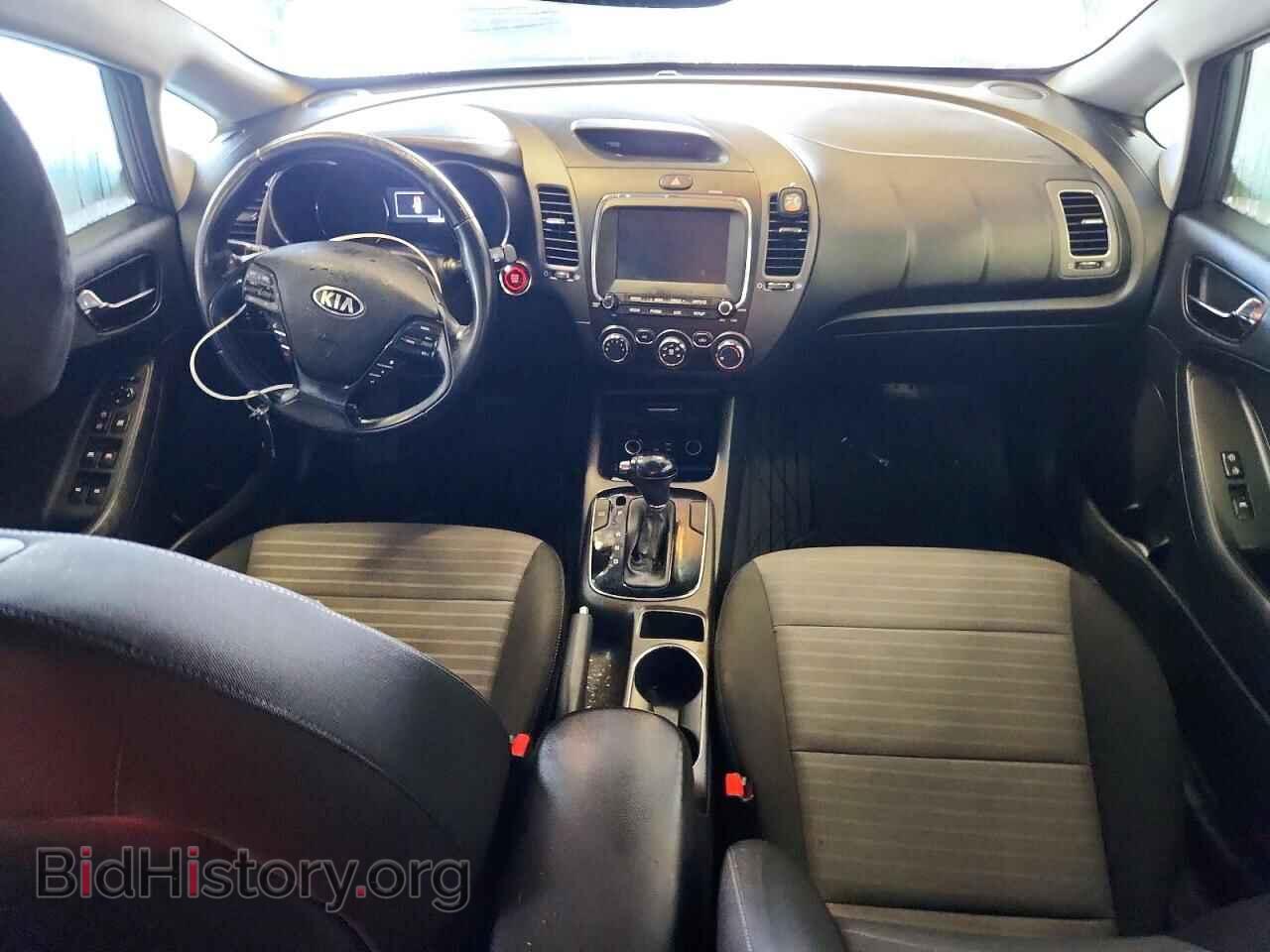 2017 KIA FORTE - VIN: 3KPFL4A78HE100869 - Photo 8