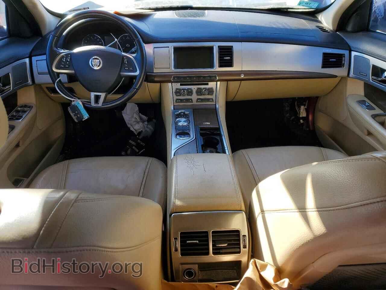 2013 JAGUAR XF - VIN: SAJWJ0EF0D8S86025 - Фото 8