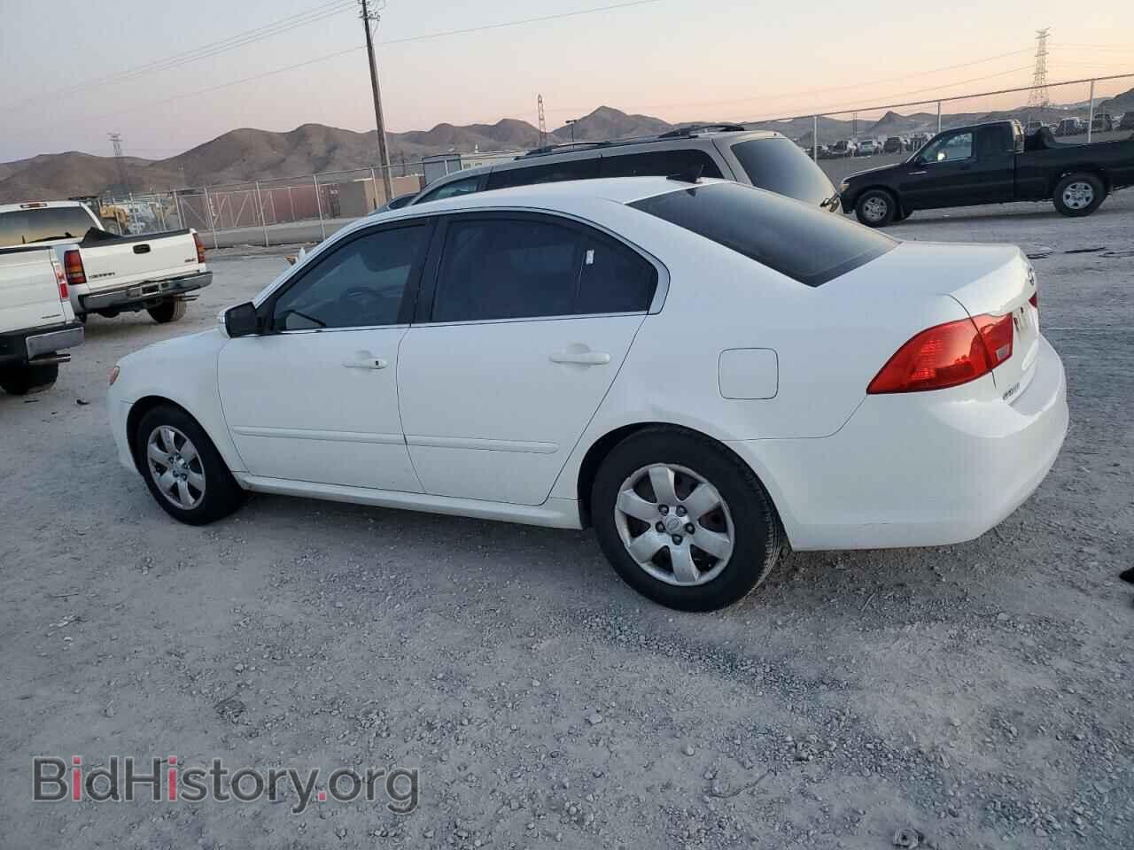 2009 KIA OPTIMA - VIN: KNAGE228495316593 - Фото 2