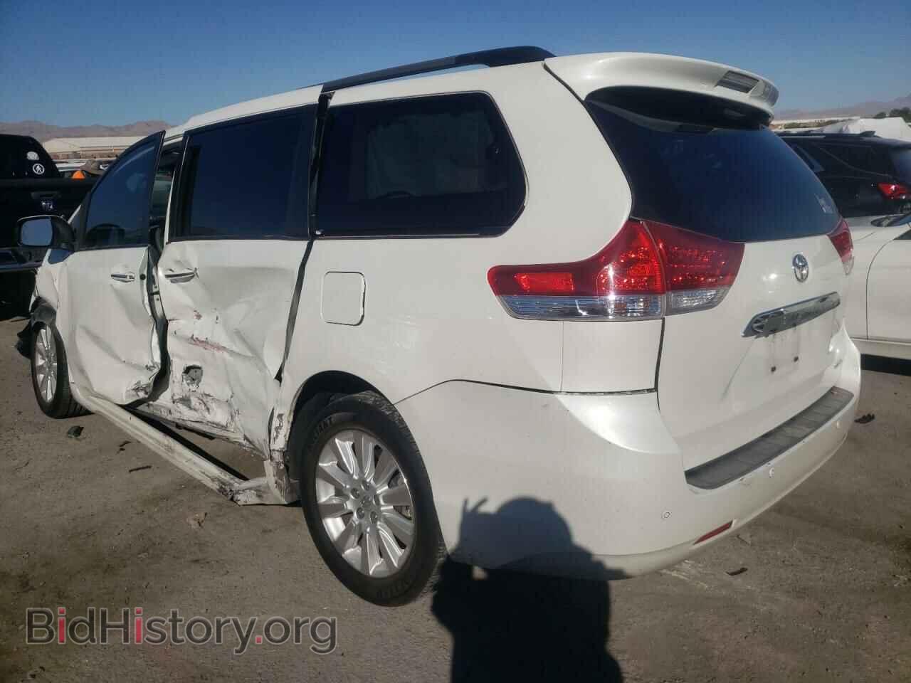 2011 TOYOTA All Models - VIN: 5TDYK3DC5BS042442 - Фото 2