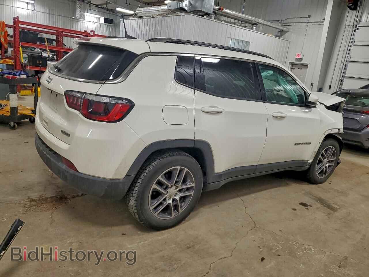 2019 JEEP COMPASS - VIN: 3C4NJCBB8KT834655 - Фото 3