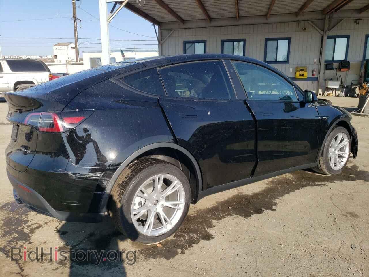 2023 TESLA MODEL Y - VIN: 7SAYGDEE9PF885257 - Photo 3