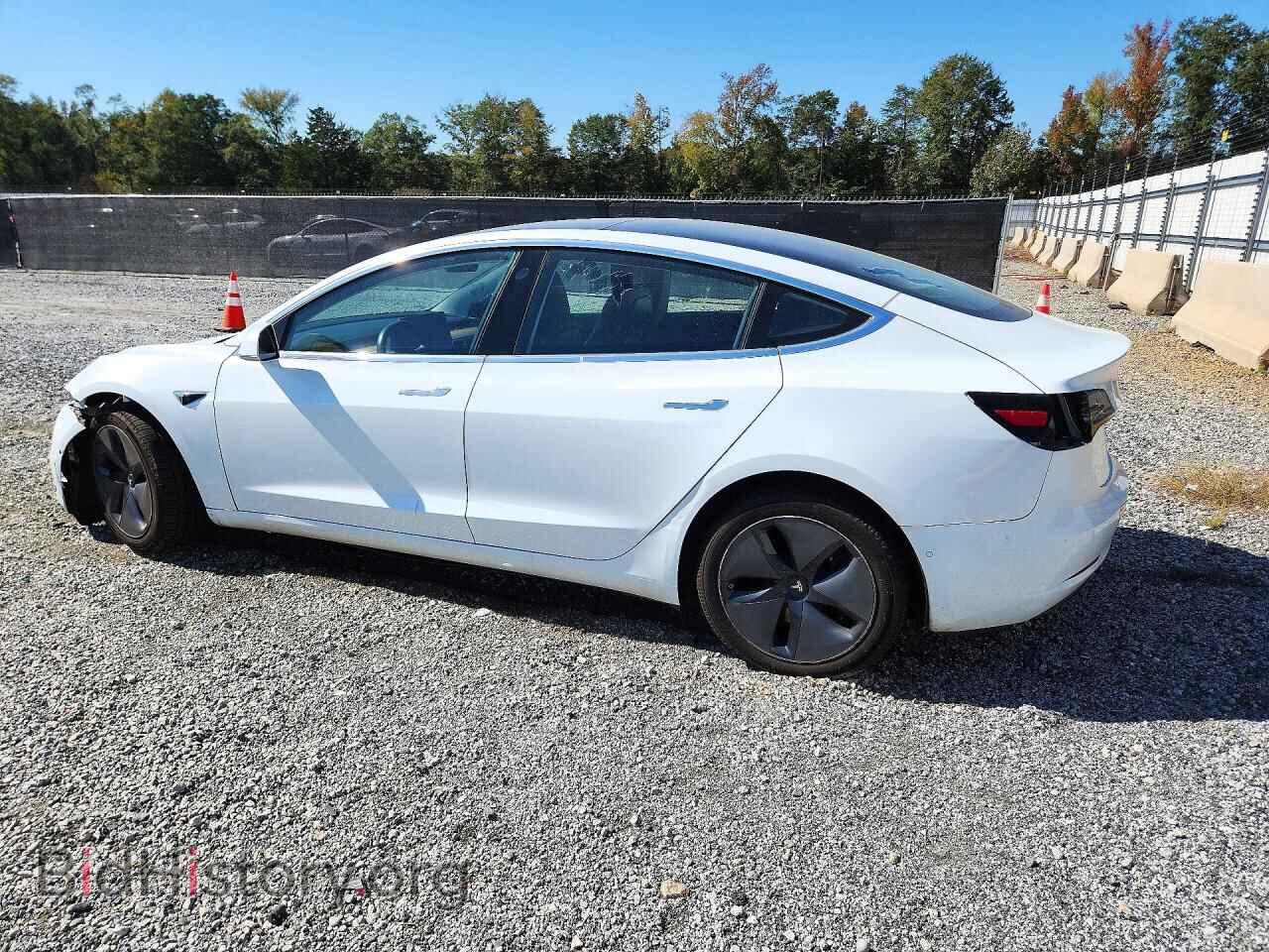 2018 TESLA MODEL 3 - VIN: 5YJ3E1EA6JF062432 - Photo 2