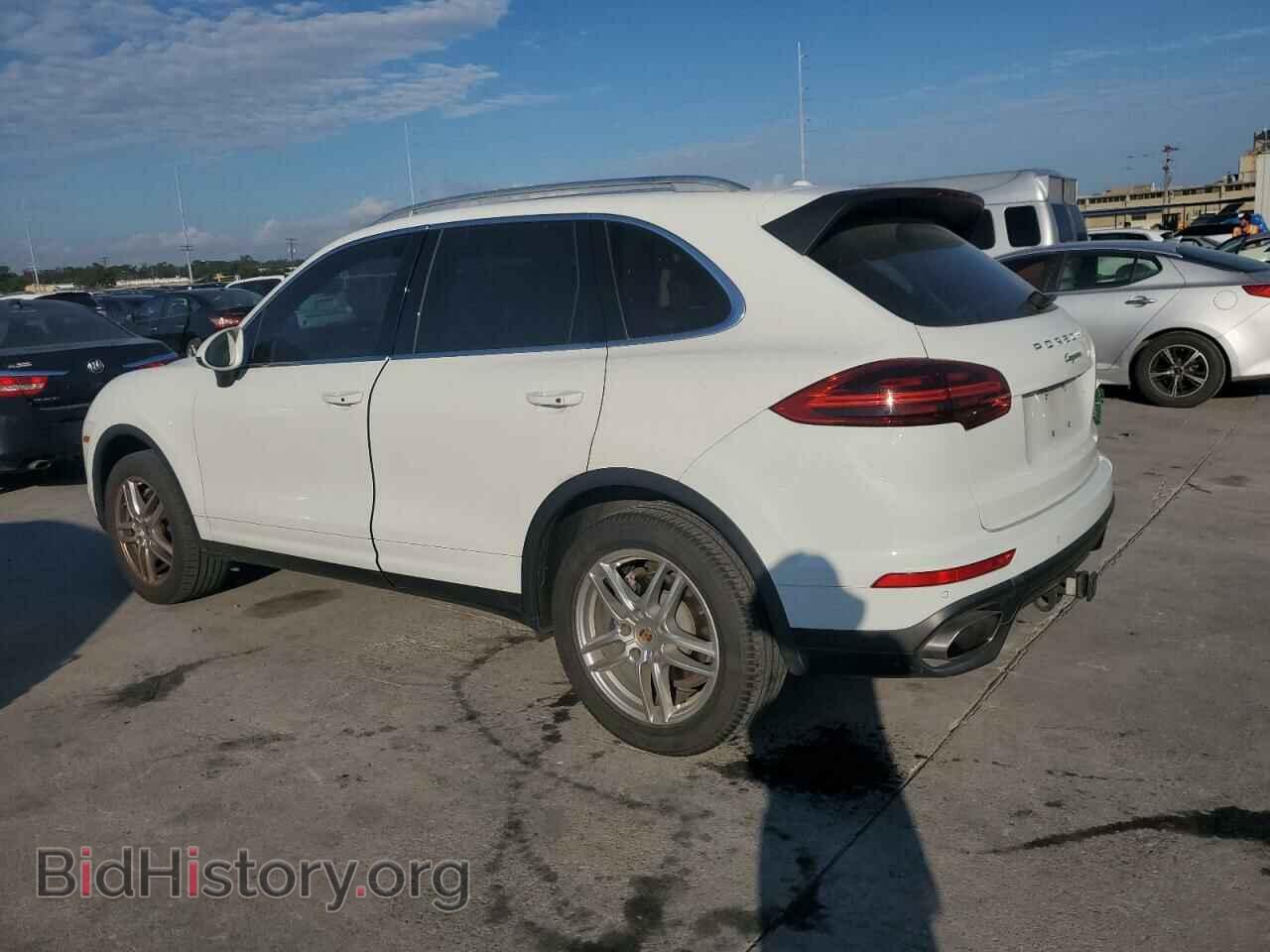 2016 PORSCHE CAYENNE - VIN: WP1AA2A21GLA06345 - Фото 2