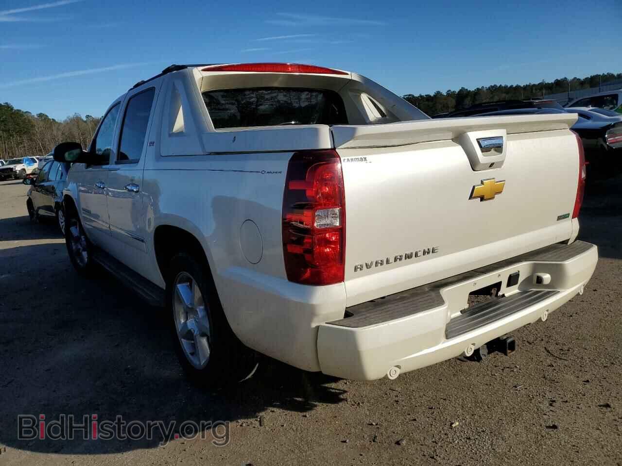 2012 CHEVROLET AVALANCHE - VIN: 3GNTKGE74CG174411 - Фото 2