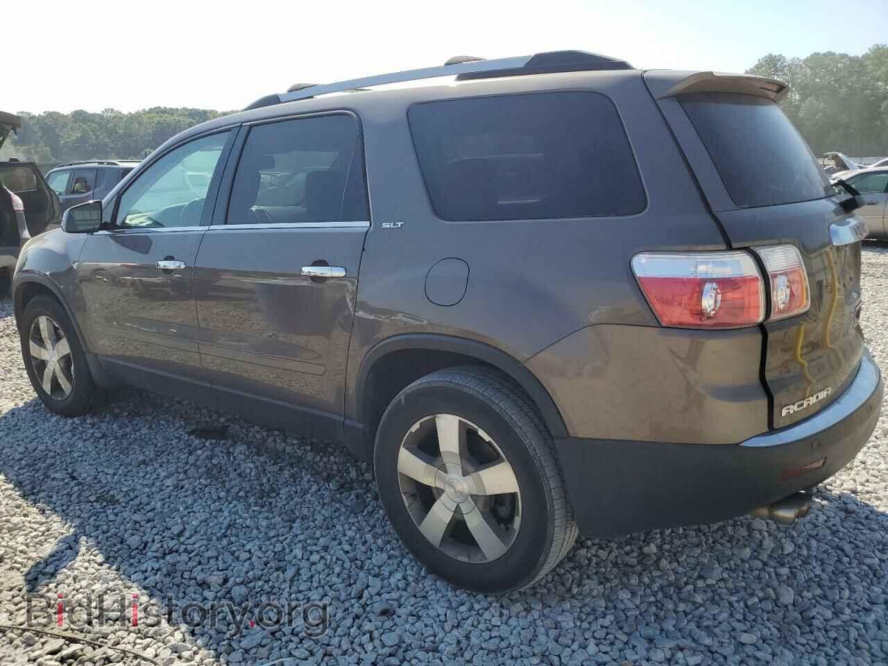 2011 GMC ACADIA - VIN: 1GKKRRED8BJ348192 - Photo 2