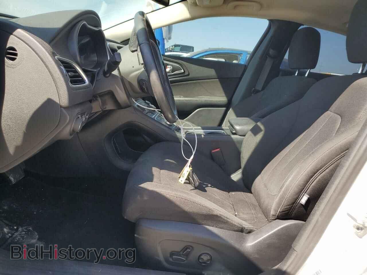 2016 CHRYSLER 200 - VIN: 1C3CCCAB6GN156485 - Фото 7