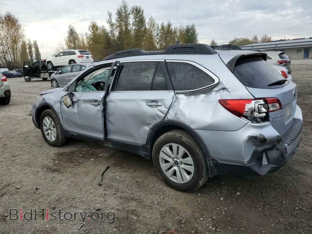 2018 SUBARU OUTBACK - VIN: 4S4BSAHC3J3200521 - Фото 2