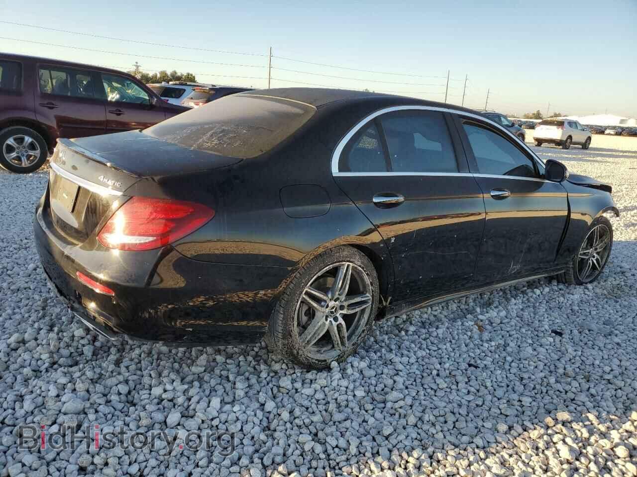 2018 MERCEDES-BENZ E-CLASS - VIN: WDDZF4KB3JA407064 - Фото 3
