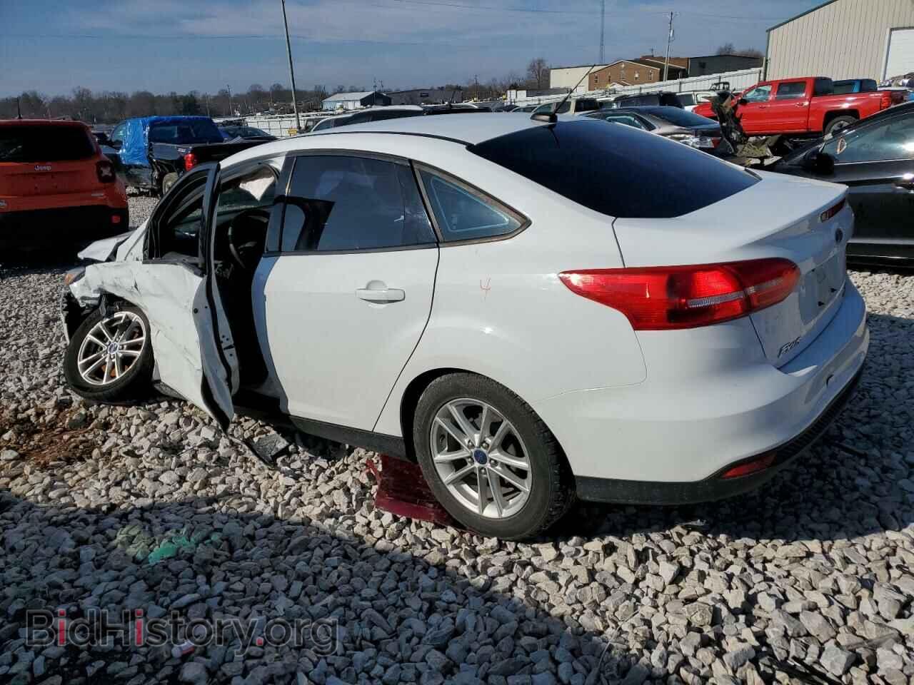 2016 FORD FOCUS - VIN: 1FADP3F27GL229426 - Фото 2