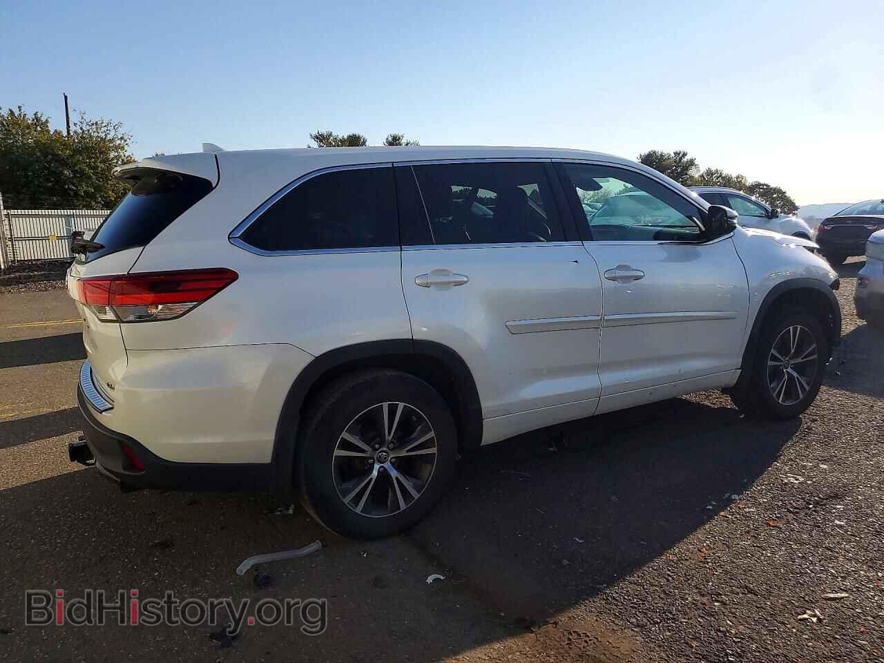 2017 TOYOTA HIGHLANDER - VIN: 5TDBZRFH0HS445931 - Photo 3