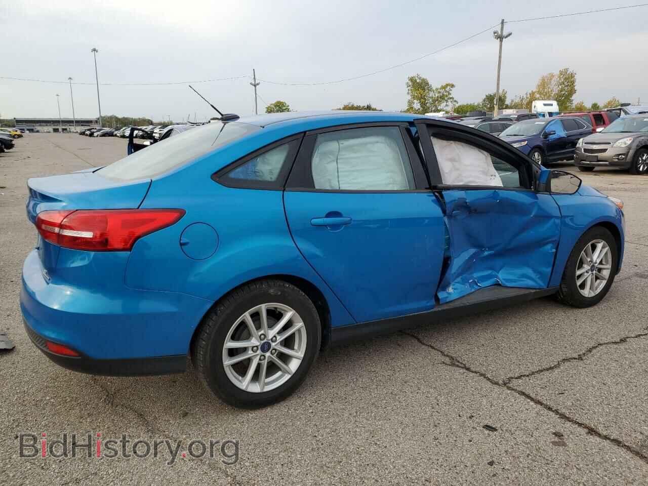 2016 FORD FOCUS - VIN: 1FADP3F2XGL328550 - Фото 3