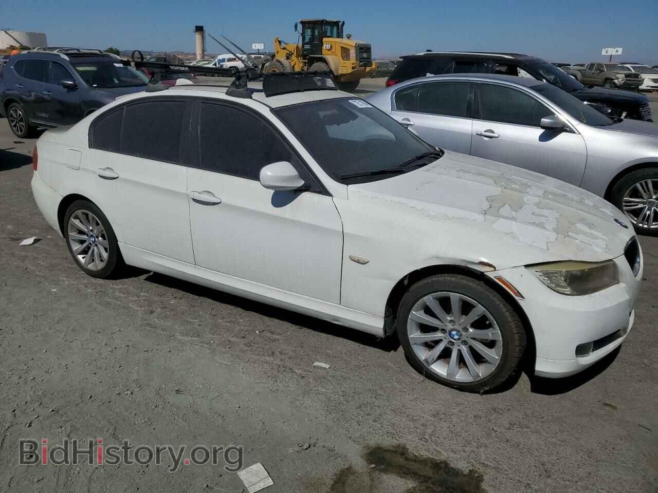 2011 BMW 3 SERIES - VIN: WBAPH5G58BNM72620 - Фото 4