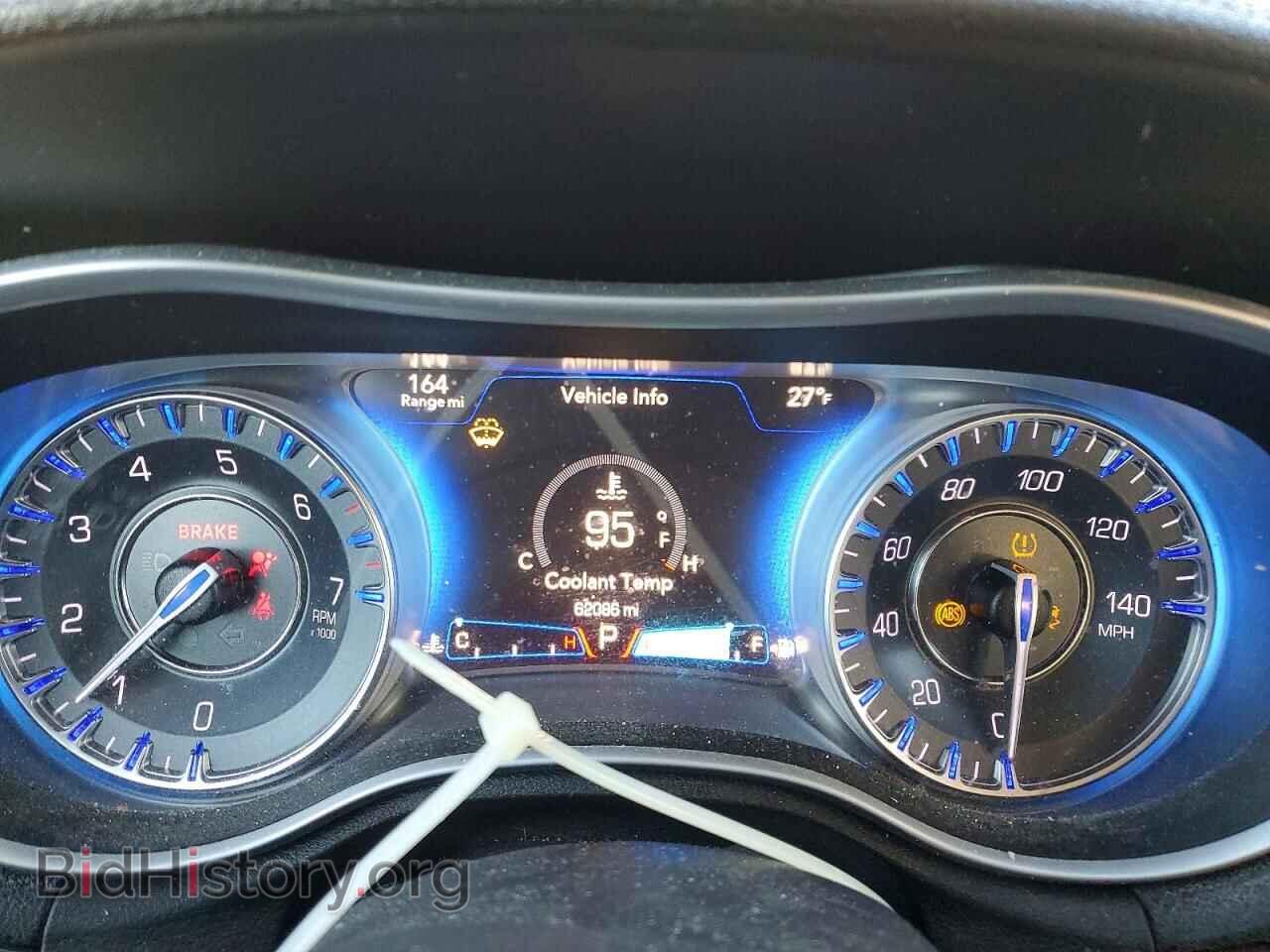 2015 CHRYSLER 300 - VIN: 2C3CCAKG4FH769484 - Фото 9