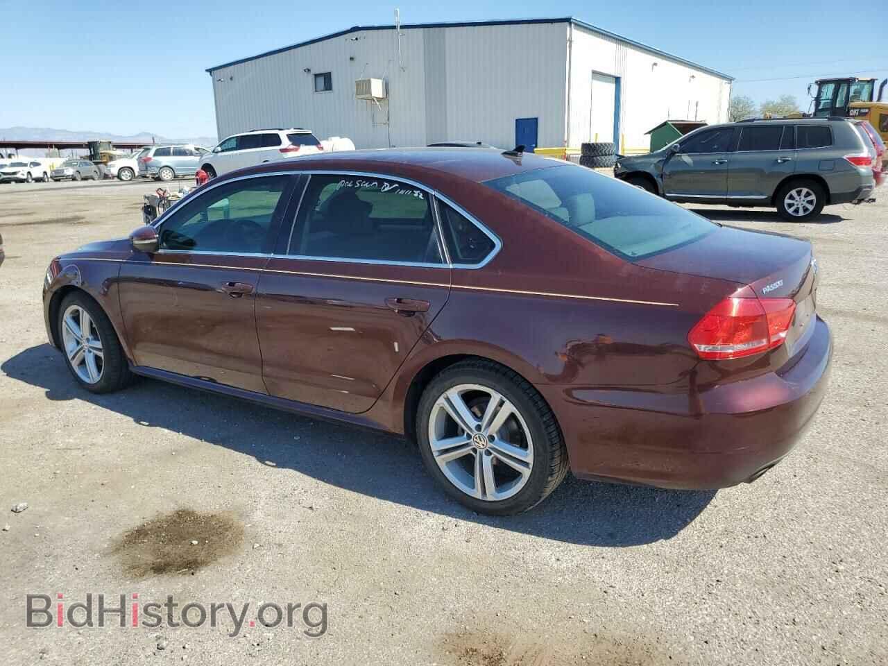 2012 VOLKSWAGEN PASSAT - VIN: 1VWBM7A37CC092299 - Фото 2
