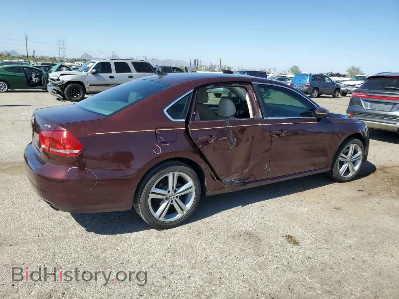 2012 VOLKSWAGEN PASSAT - VIN: 1VWBM7A37CC092299 - Фото 3