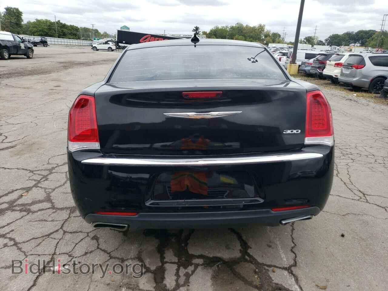 2016 CHRYSLER 300 - VIN: 2C3CCAAG0GH243971 - Фото 6