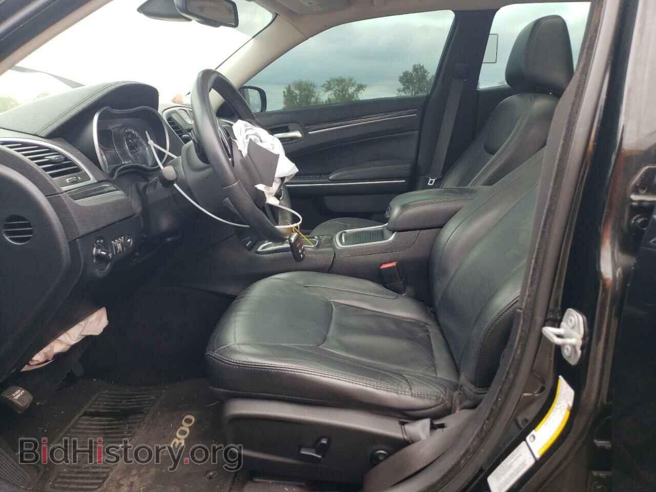 2016 CHRYSLER 300 - VIN: 2C3CCAAG0GH243971 - Фото 7