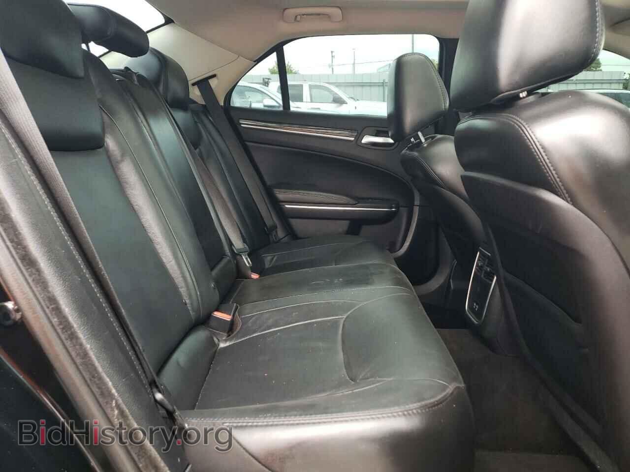 2016 CHRYSLER 300 - VIN: 2C3CCAAG0GH243971 - Фото 10