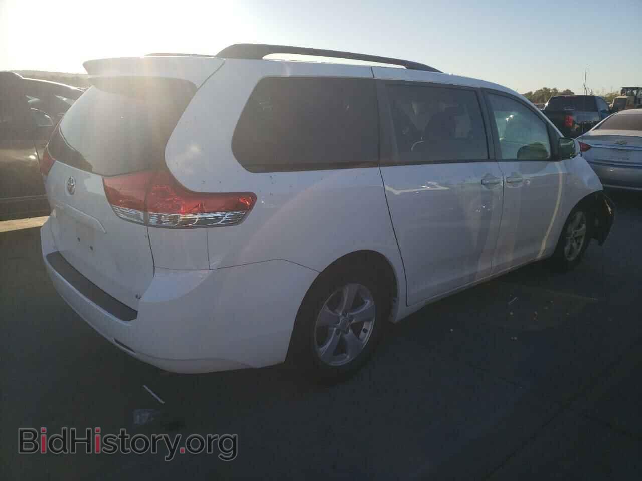 2012 TOYOTA All Models - VIN: 5TDKK3DC0CS248954 - Фото 3