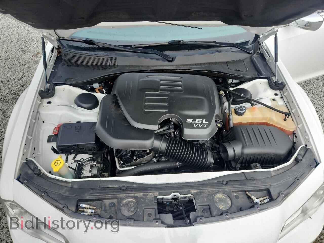 2016 Chrysler 300 (VIN 2C3CCAEG1GH348464) — фото 11 из 14