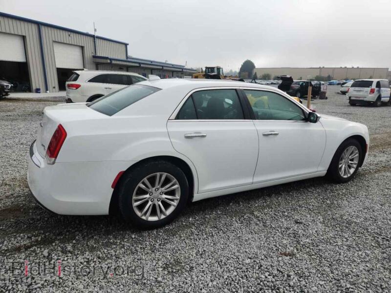 2016 Chrysler 300 (VIN 2C3CCAEG1GH348464) — фото 3 из 14