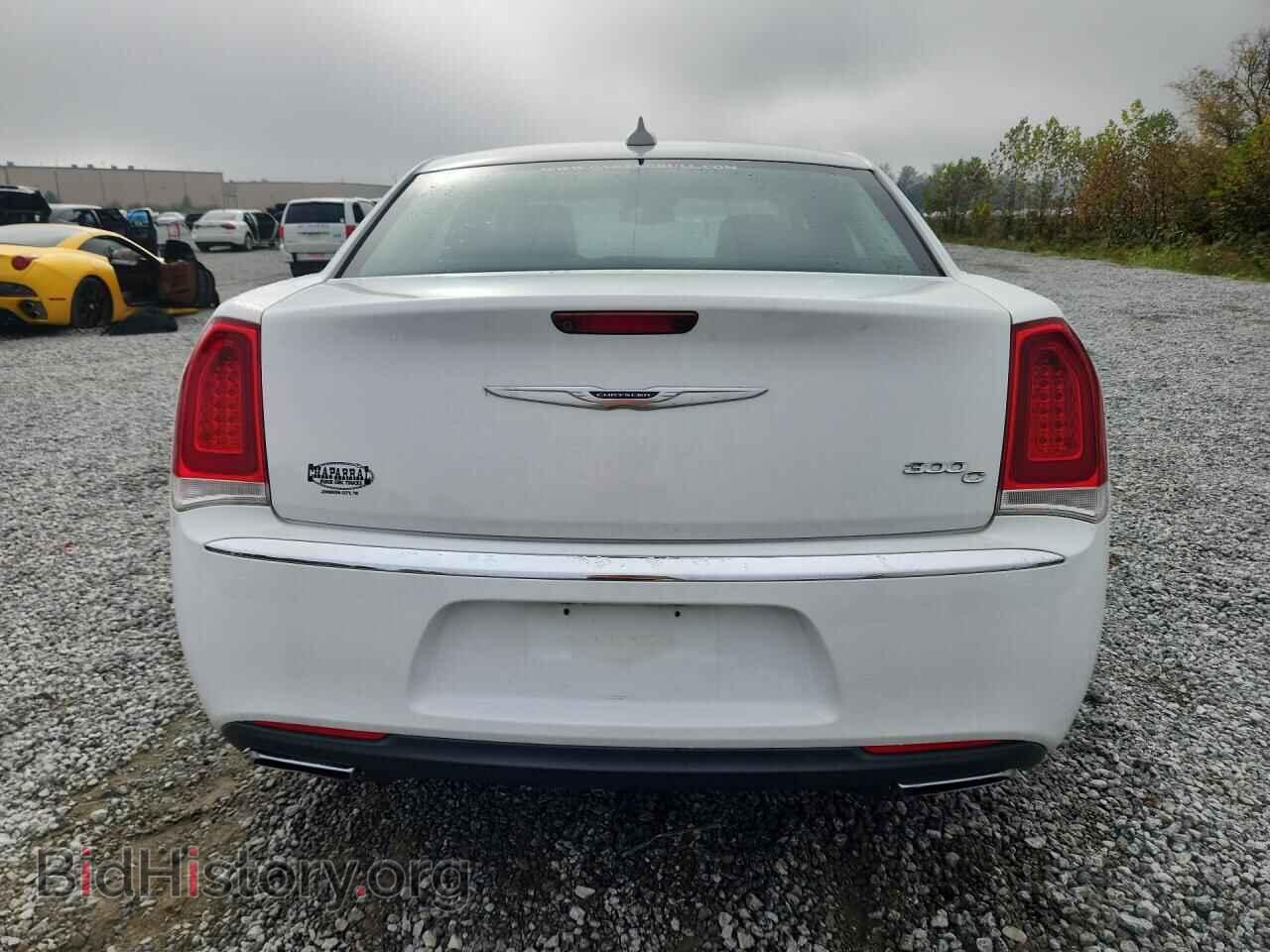 2016 Chrysler 300 (VIN 2C3CCAEG1GH348464) — фото 6 из 14
