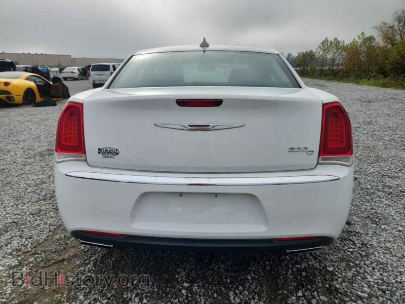 2016 Chrysler 300 (VIN 2C3CCAEG1GH348464) — фото 6 из 14