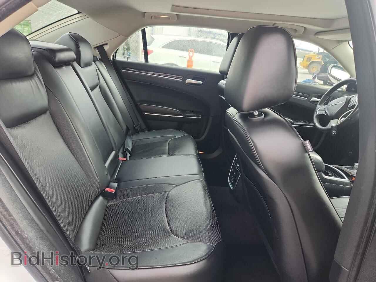 2016 Chrysler 300 (VIN 2C3CCAEG1GH348464) — фото 10 из 14