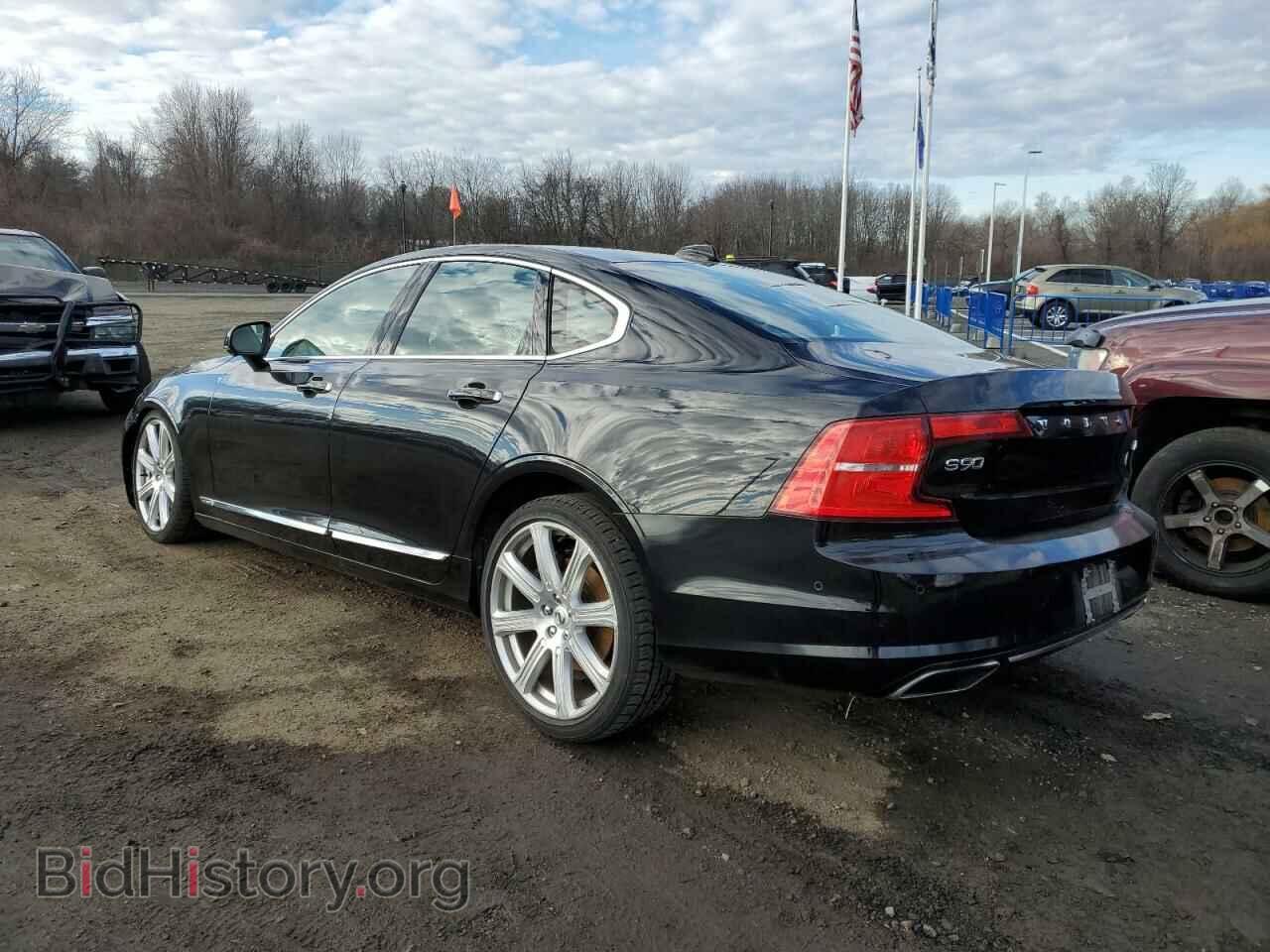2017 VOLVO S90 - VIN: YV1A22ML4H1003241 - Фото 2