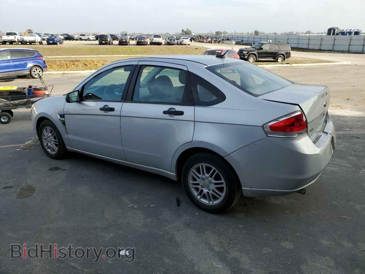 2008 FORD FOCUS - VIN: 1FAHP35N58W153993 - Фото 2