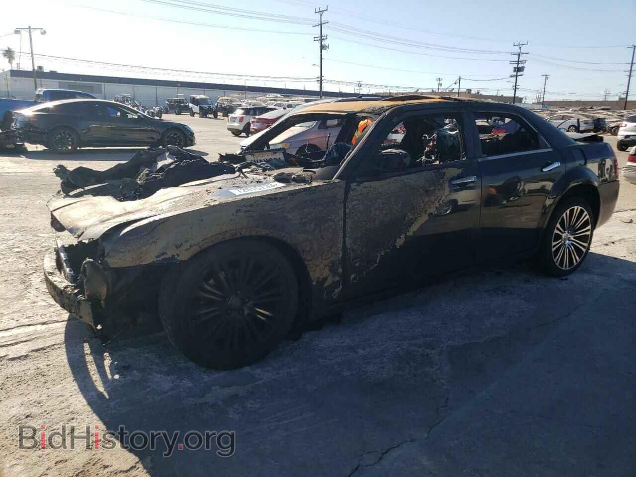 Photo 2C3CA9CT0AH270643 - CHRYSLER 300 2010