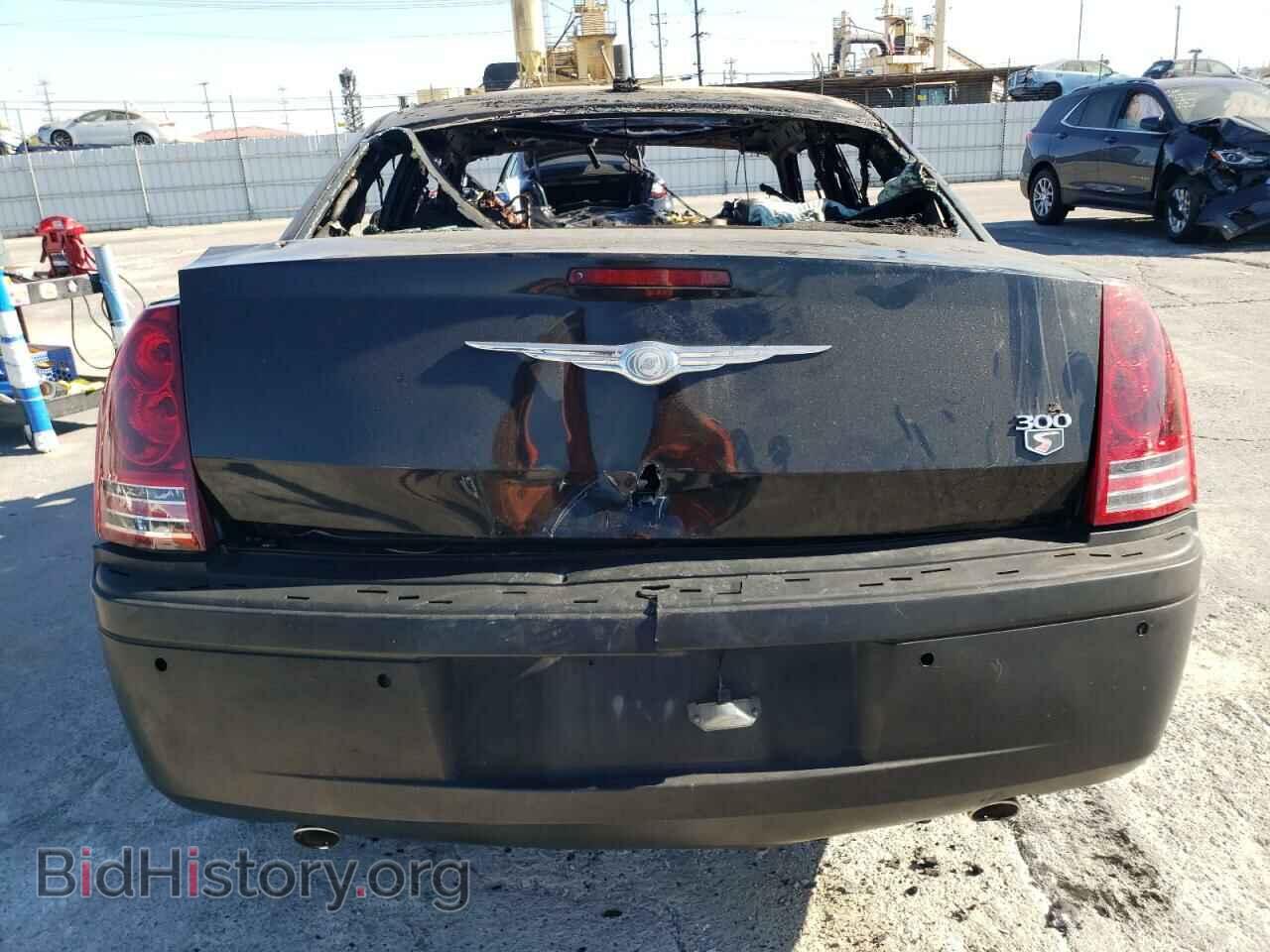 2010 CHRYSLER 300 - VIN: 2C3CA9CT0AH270643 - Фото 6