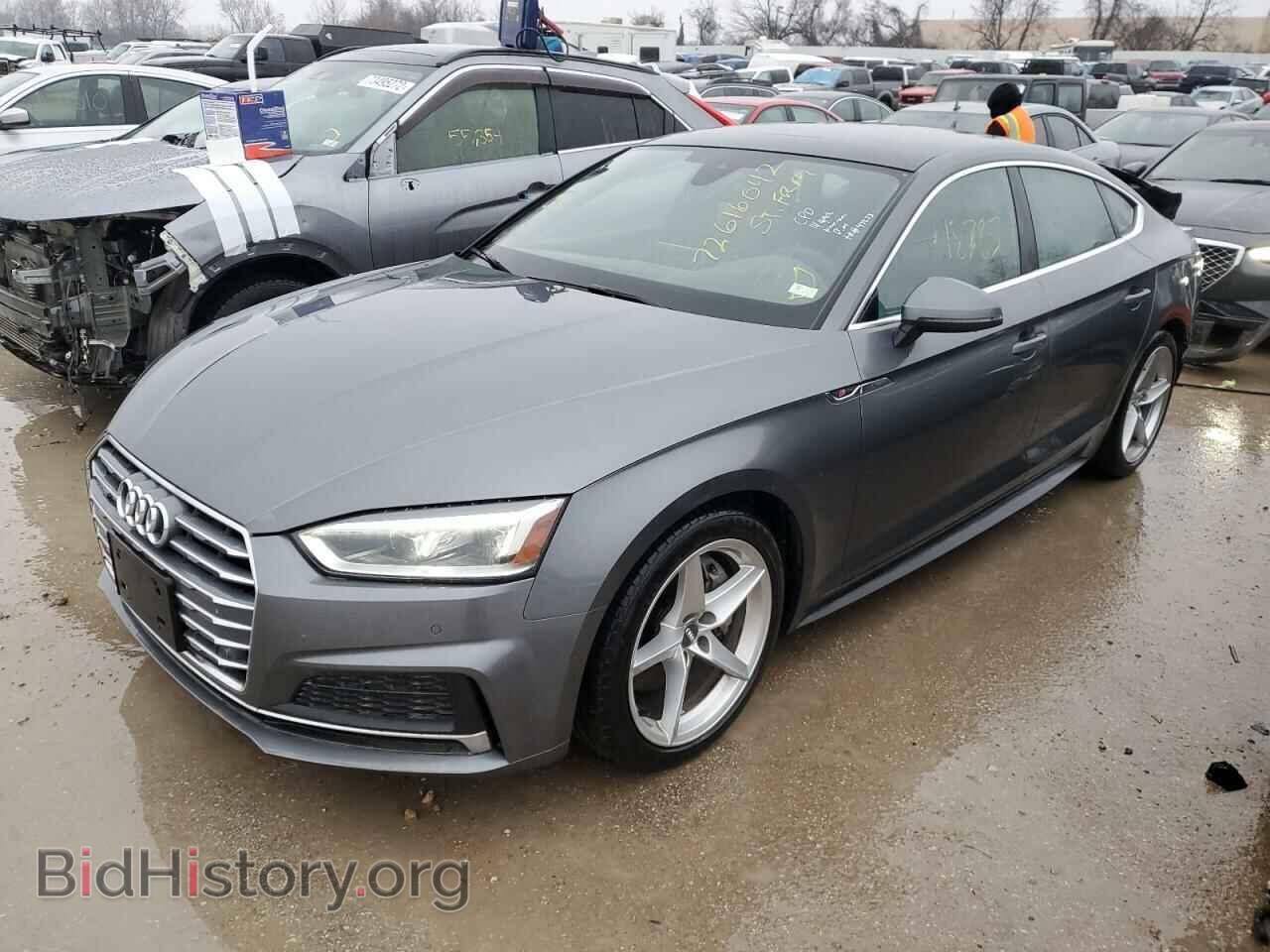Photo WAUENCF54KA073832 - AUDI A5 2019