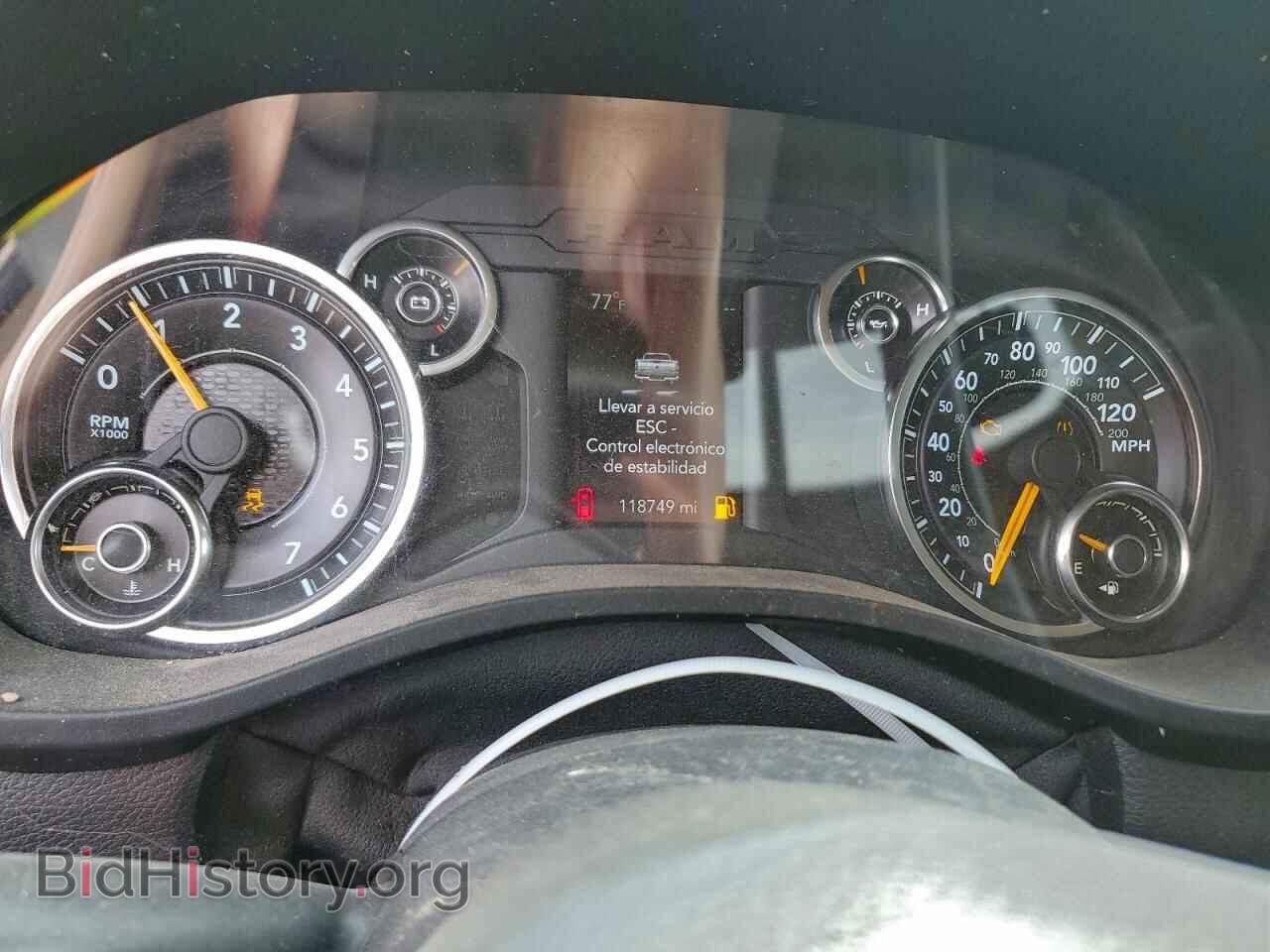 2019 RAM 1500 - VIN: 1C6RREGT2KN655624 - Фото 9