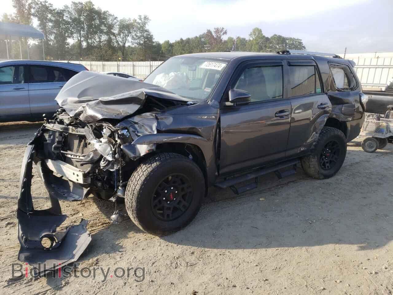Фотография JTEBU5JR1K5651663 - TOYOTA 4RUNNER 2019