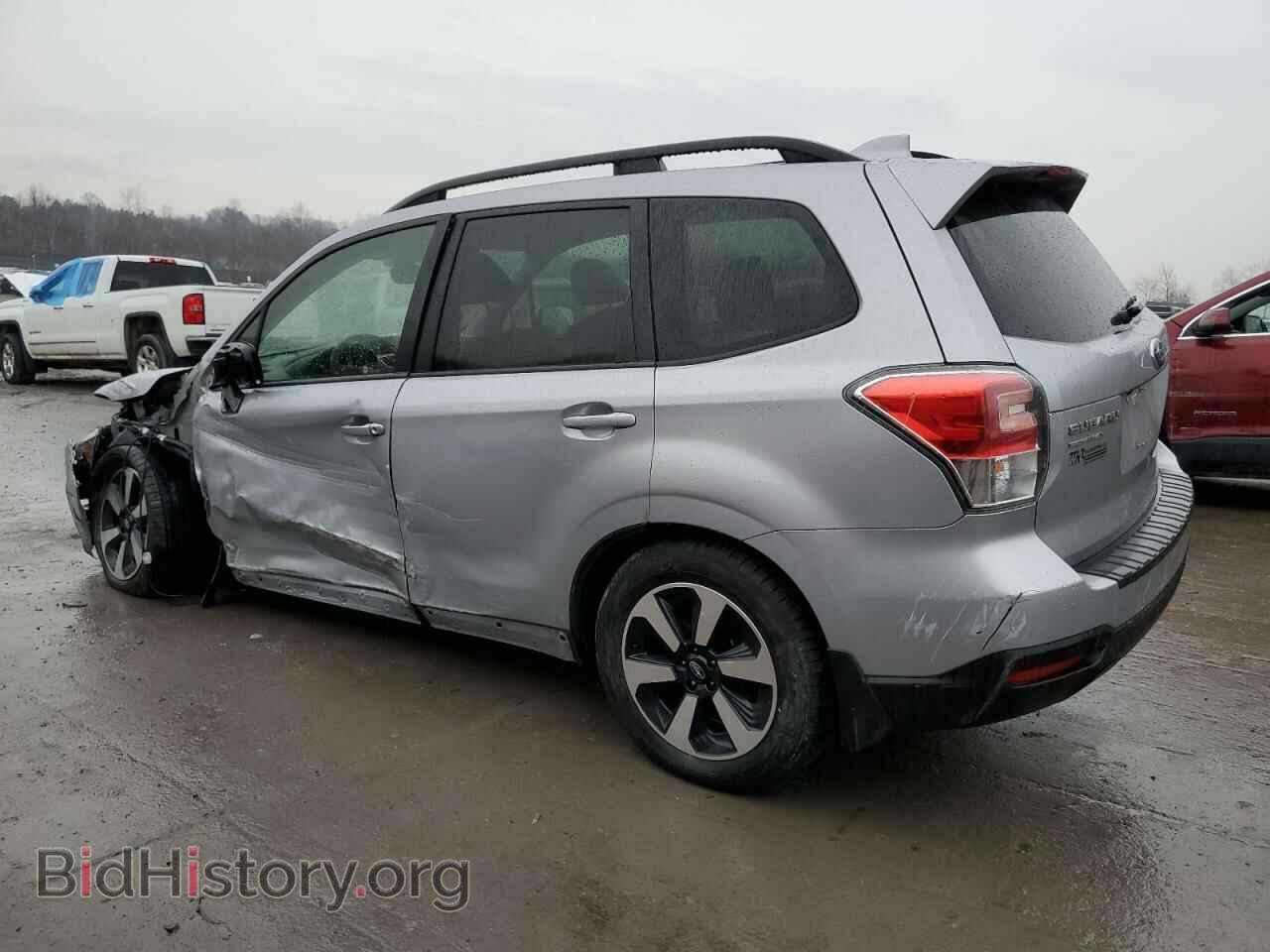 2018 SUBARU FORESTER - VIN: JF2SJAGC5JH526012 - Фото 2