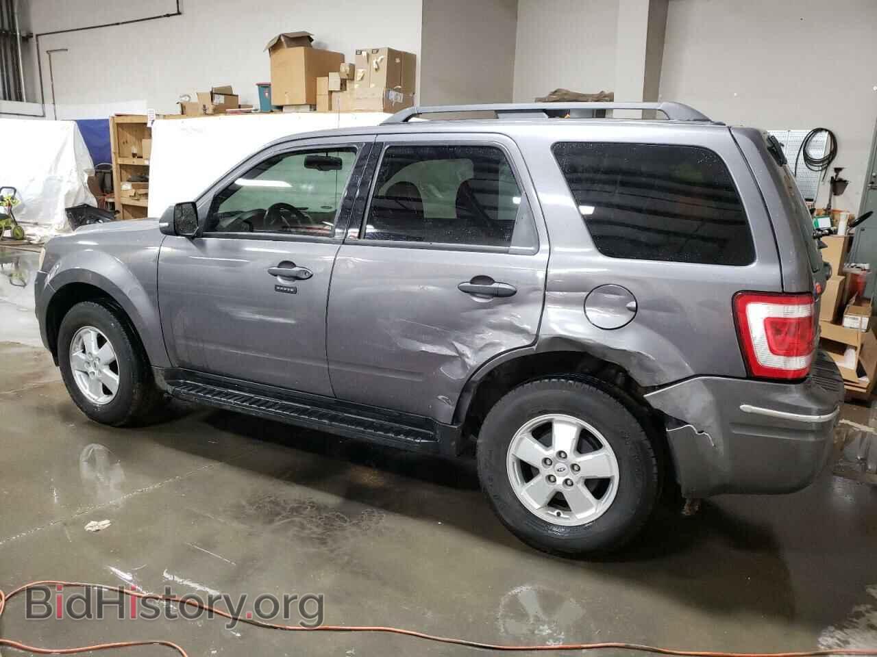 2011 FORD ESCAPE - VIN: 1FMCU0D76BKA82831 - Фото 2