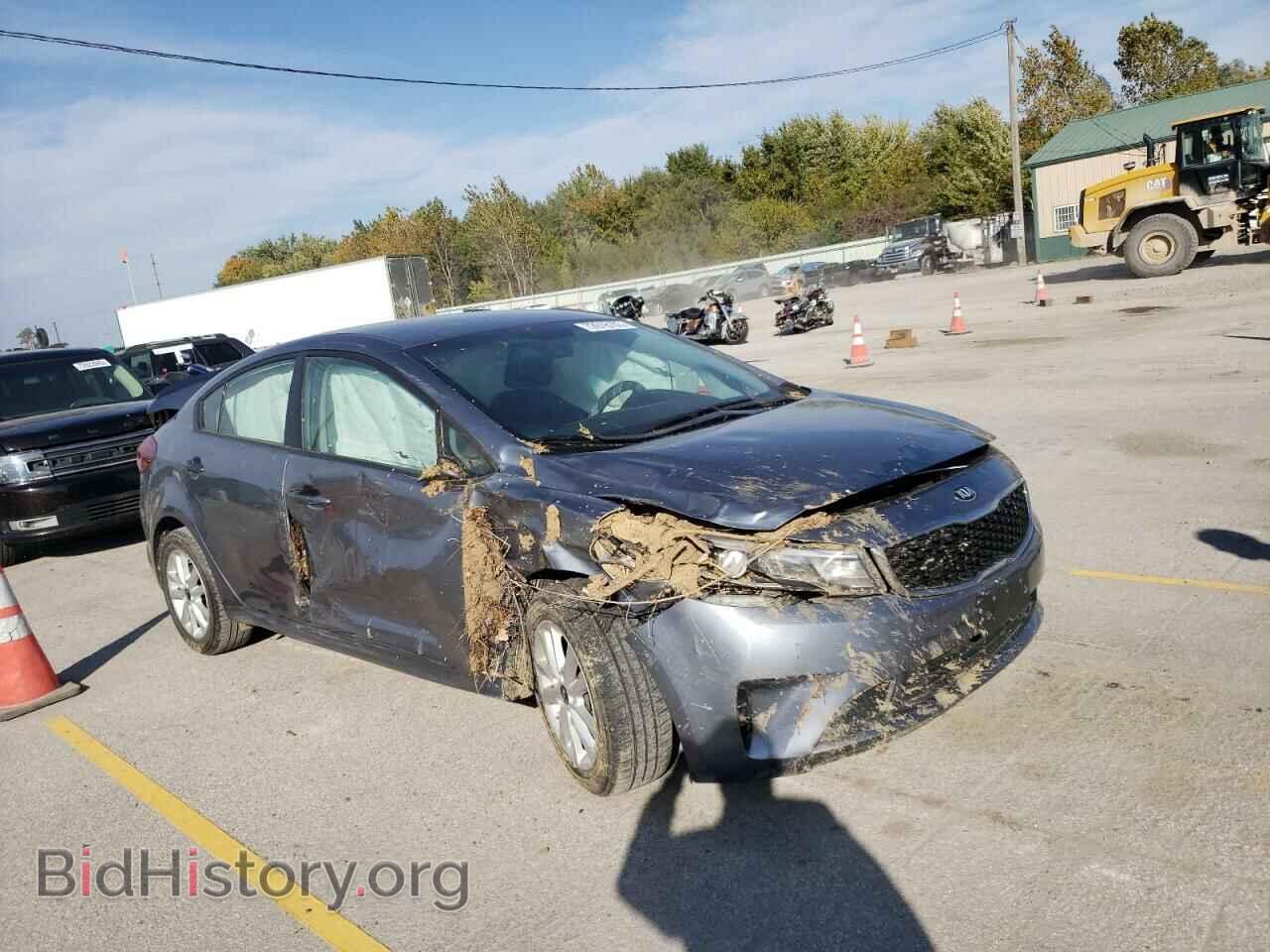 2017 KIA FORTE - VIN: 3KPFL4A78HE139879 - Фото 4