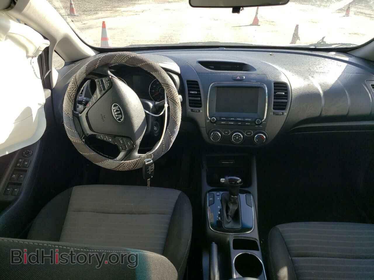2017 KIA FORTE - VIN: 3KPFL4A78HE139879 - Фото 8