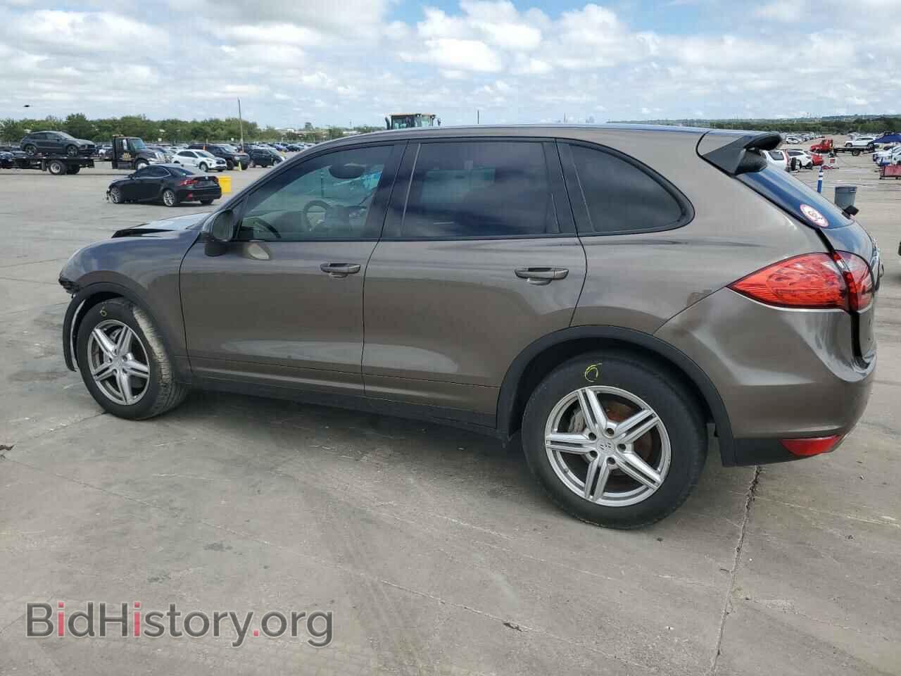 2011 PORSCHE CAYENNE - VIN: WP1AB2A29BLA45741 - Фото 2