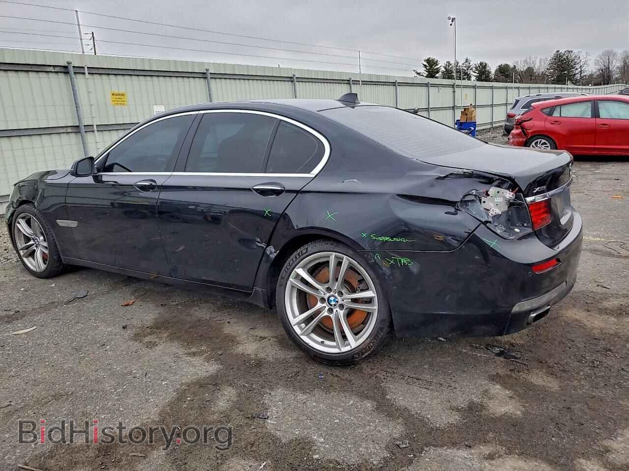 2013 BMW 7 SERIES - VIN: WBAYB6C59DC998013 - Фото 2