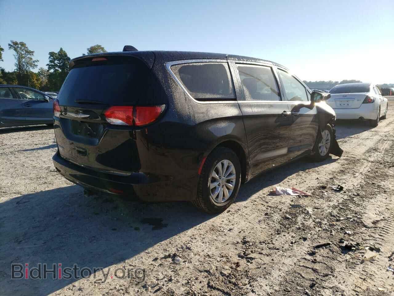 2017 CHRYSLER PACIFICA - VIN: 2C4RC1DG7HR532164 - Photo 3