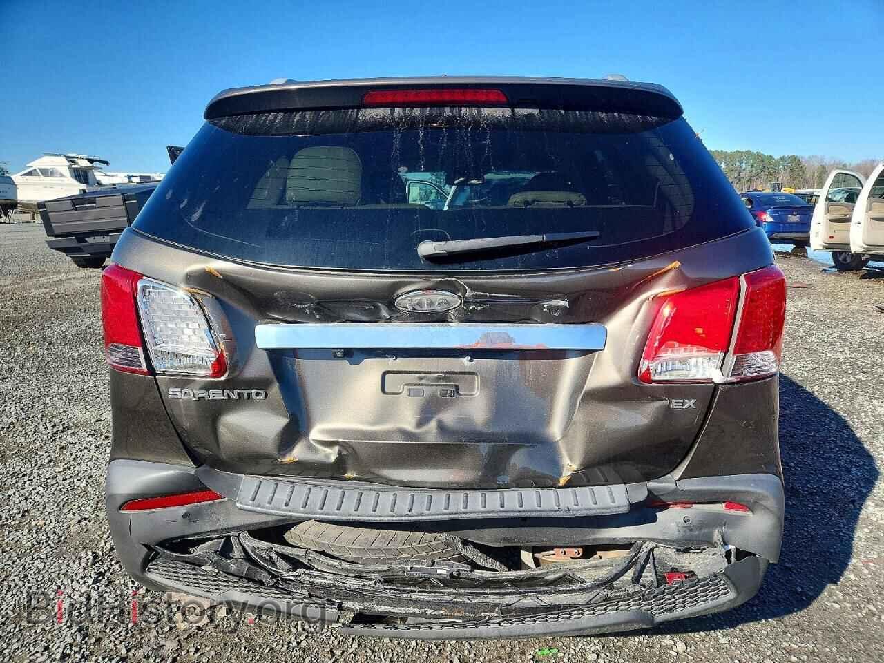 2013 KIA SORENTO - VIN: 5XYKU4A67DG415906 - Фото 6