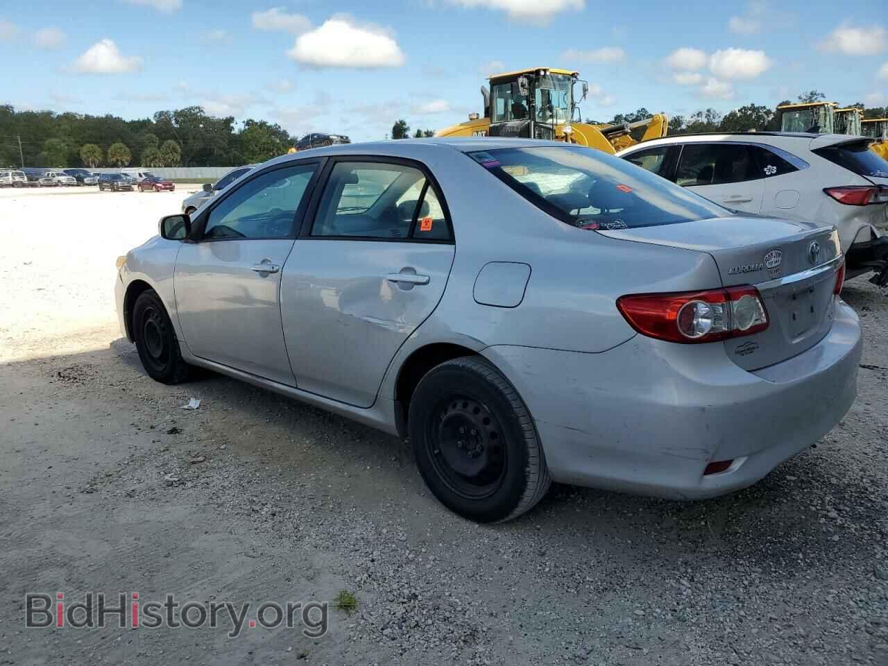 2011 TOYOTA COROLLA - VIN: 2T1BU4EEXBC718303 - Фото 2