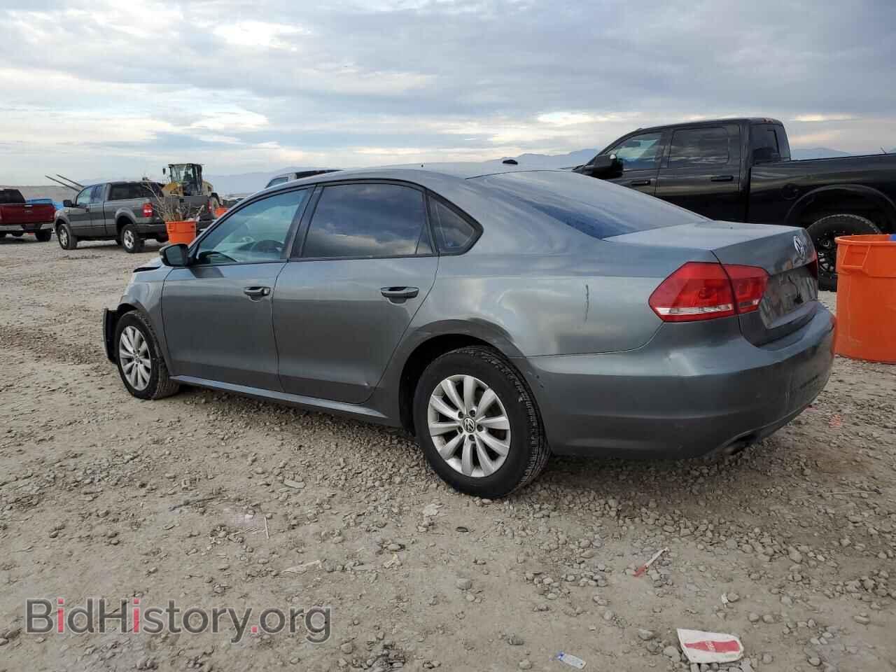 2013 VOLKSWAGEN PASSAT - VIN: 1VWAP7A31DC054717 - Фото 2