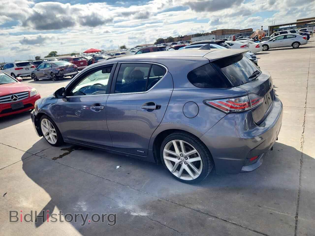 2014 LEXUS CT 200 - VIN: JTHKD5BH4E2198878 - Photo 2
